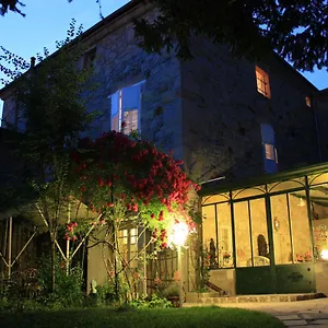 La Maison Des Chartreux Bed & Breakfast